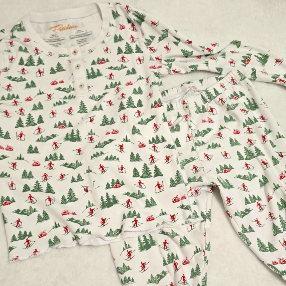 Petidoux Christmas Winter Pajamas Size 6